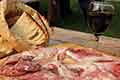 Traditionelle Essens- und Weintour in Bologna