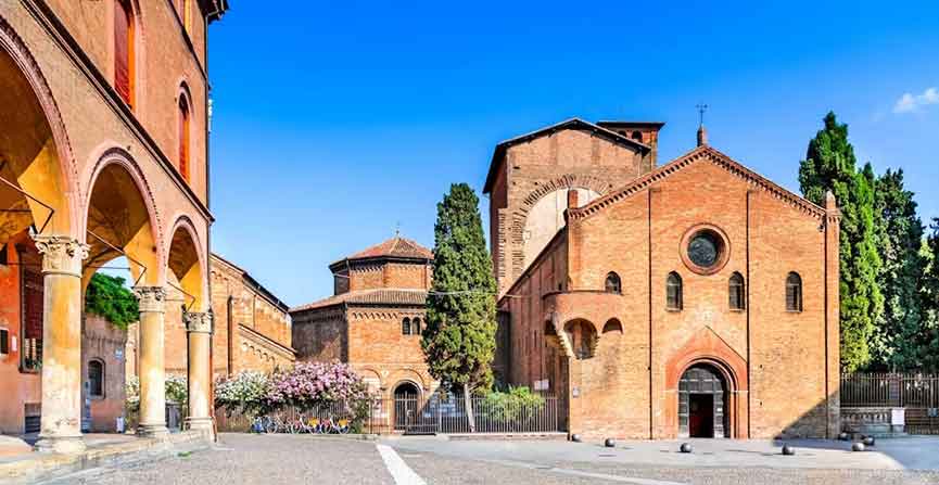 Visite privée de la basilique de Santo Stefano et dégustation de produits typiques de Bologne